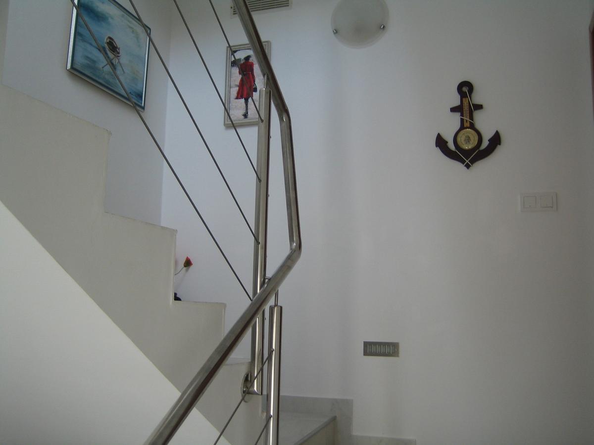 L&l Apartment